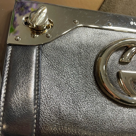 Gucci clutch - Picture 6 of 16